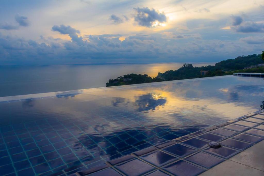 Grand Bleu Ocean View Pool Suite Παραλία Καμάλα Εξωτερικό φωτογραφία